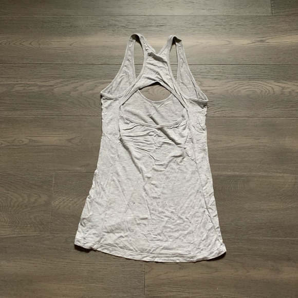 Grey gymshark cutout tank top - Picture 2 of 2